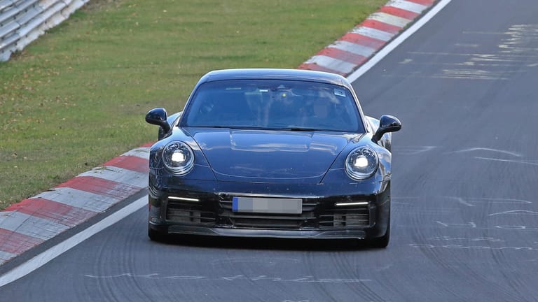 Erlkönige von Porsche in der Eifel