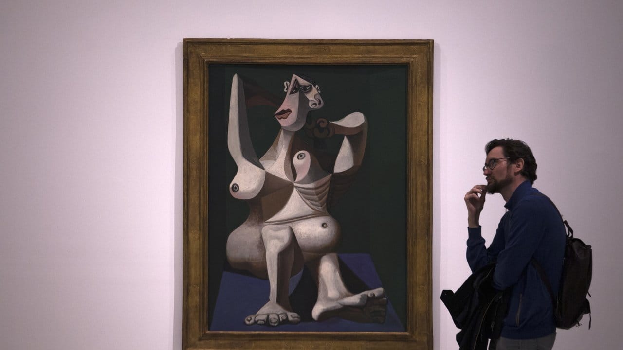 Pablo Picasso, Frau, die sich die Haare kämmt, 1940.