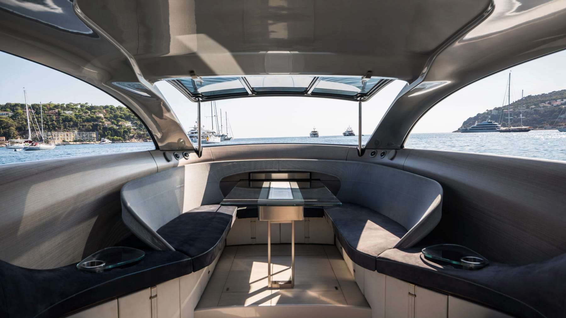 Yachten von Autobauern