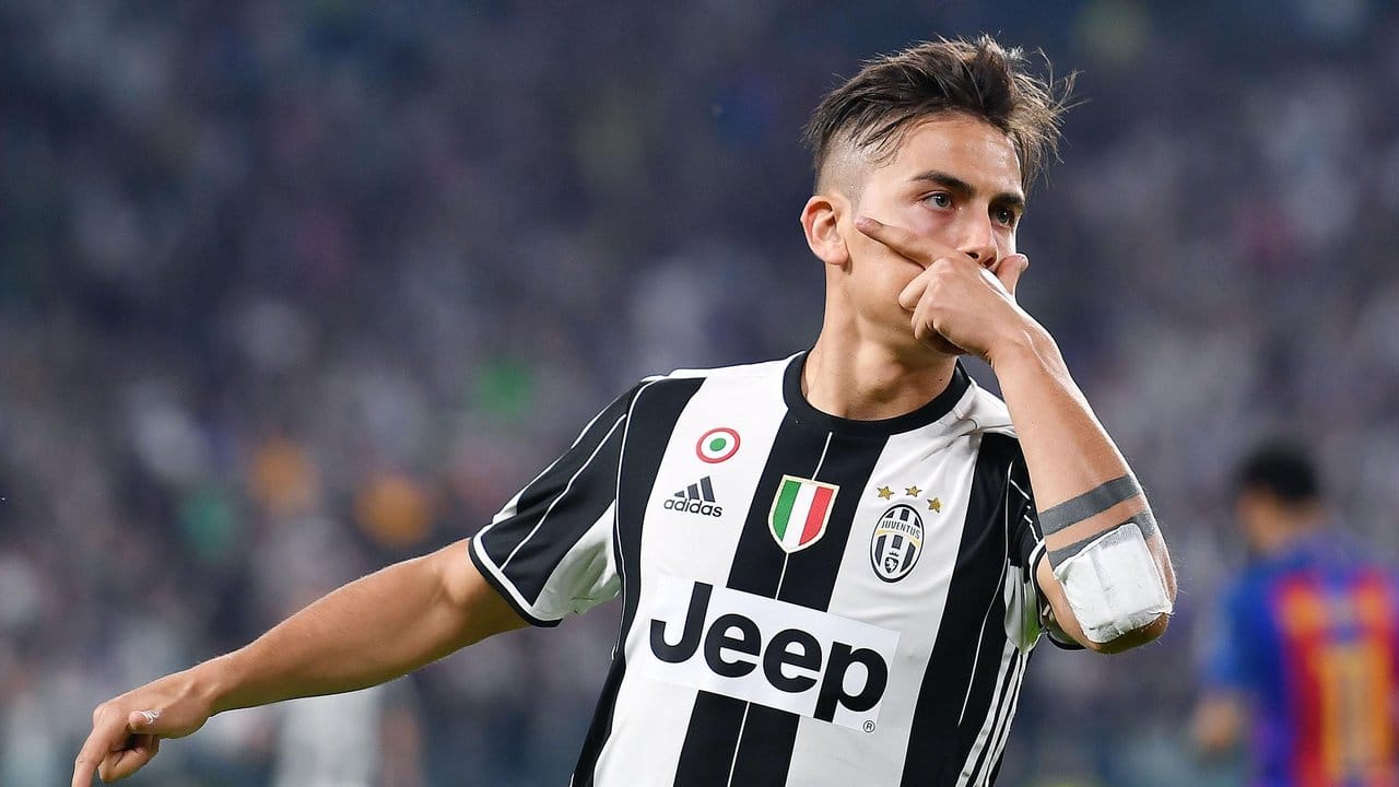 Paulo Dybala erzielte zwei Treffer für Juventus Turin im Spiel gegen den FC Barcelona. Paulo Dybala erzielte zwei Treffer für Juventus Turin im Spiel gegen den FC Barcelona.