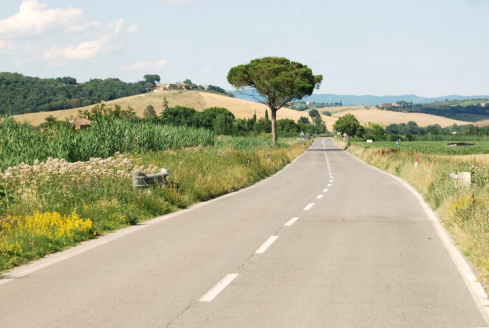Unternehmen Sie kilometerlange Fahrten durch die traumhaft schöne Landschaft der Toskana.
