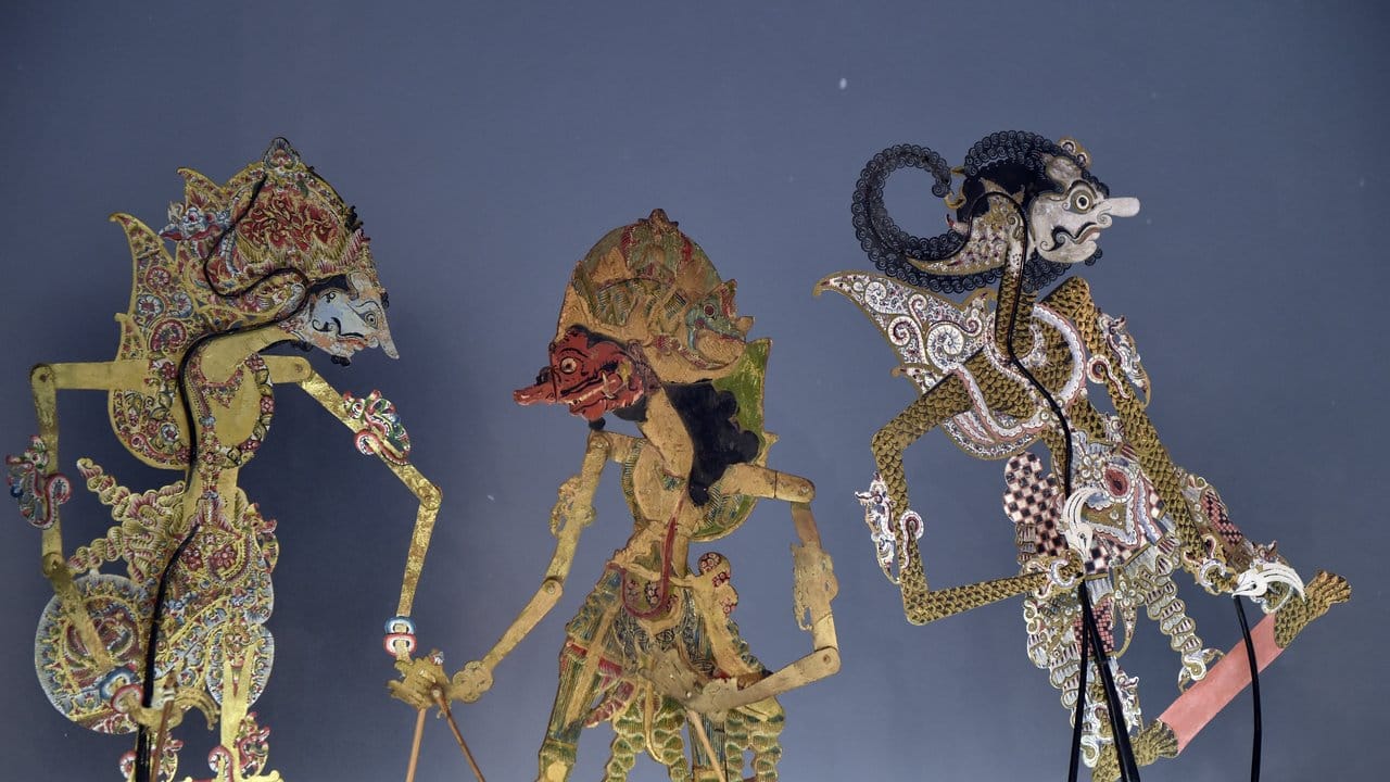 Javanische Schattenspielfiguren im Von der Heydt-Museum.