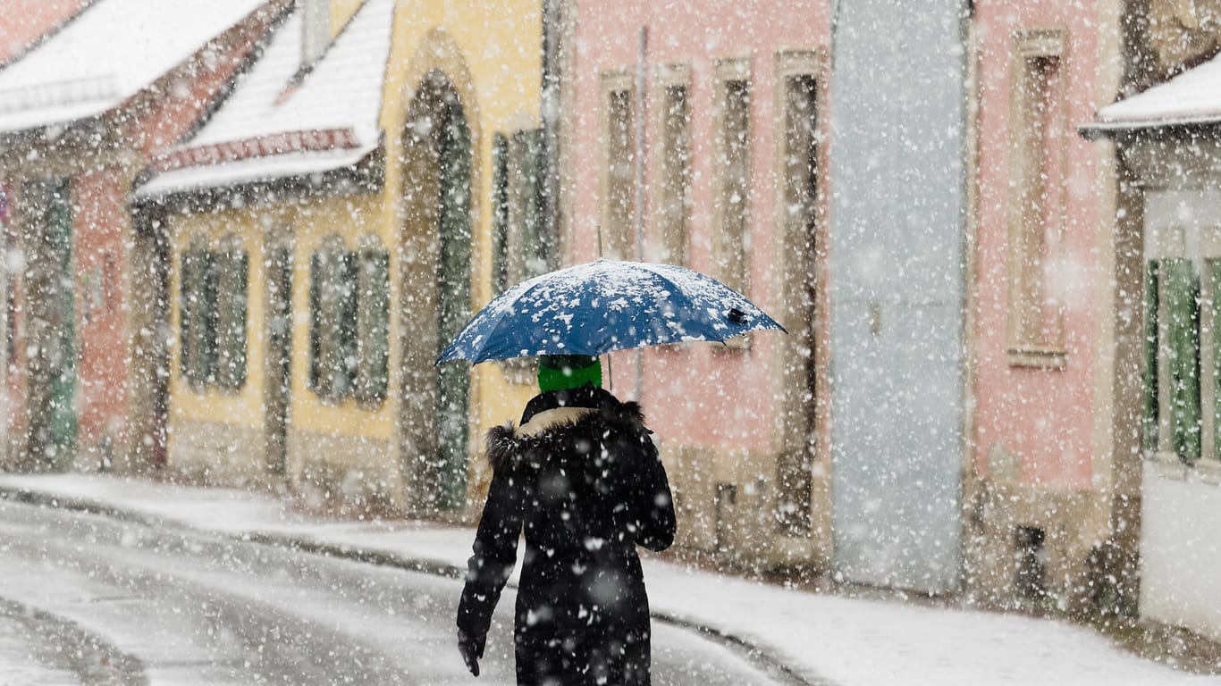 Schneefall in Bamberg. Auch in anderen Regionen Deutschlands gab es an Ostern noch einmal Schnee.