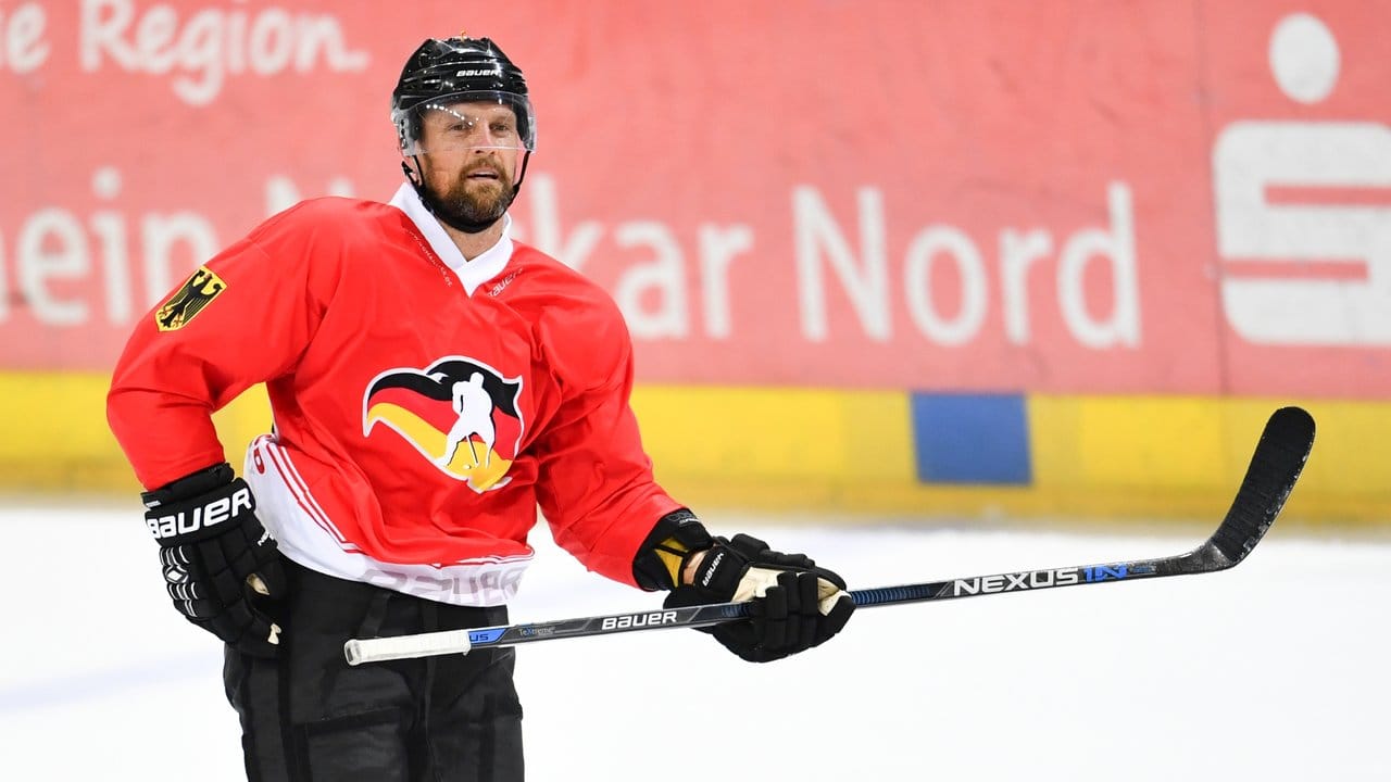 Dennis Seidenberg spielt im Mai seine vierte Weltmeisterschaft. Dennis Seidenberg spielt im Mai seine vierte Weltmeisterschaft.
