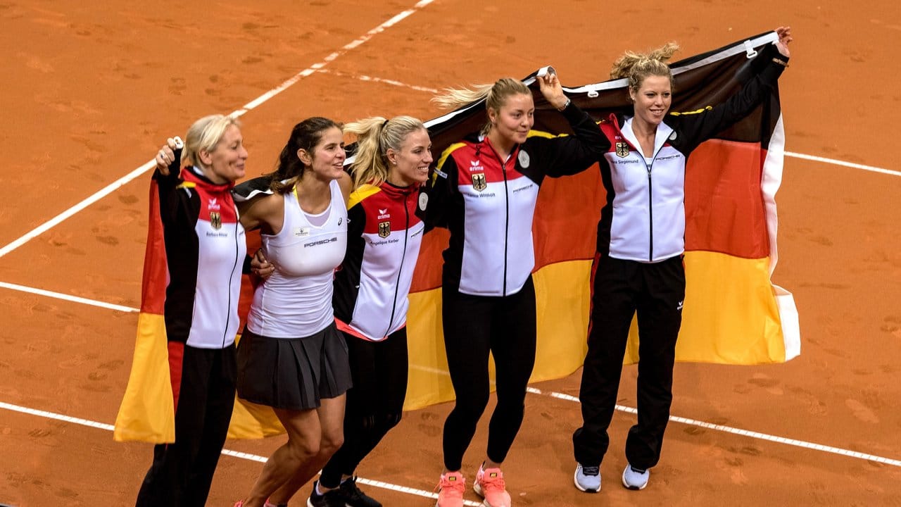 Die deutschen Tennis-Damen haben den Abstieg vermieden.