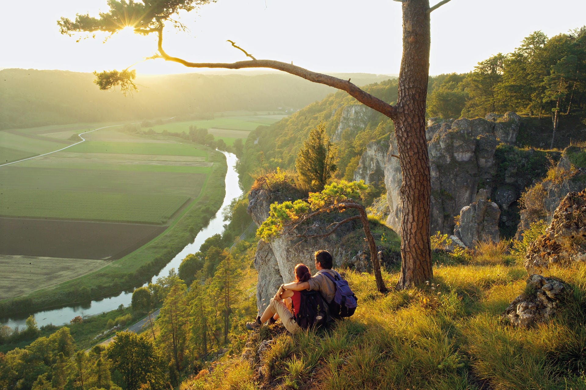 Der Altmühltal-Panoramaweg führt über 200 Kilometer von Gunzenhausen nach Kehlheim.