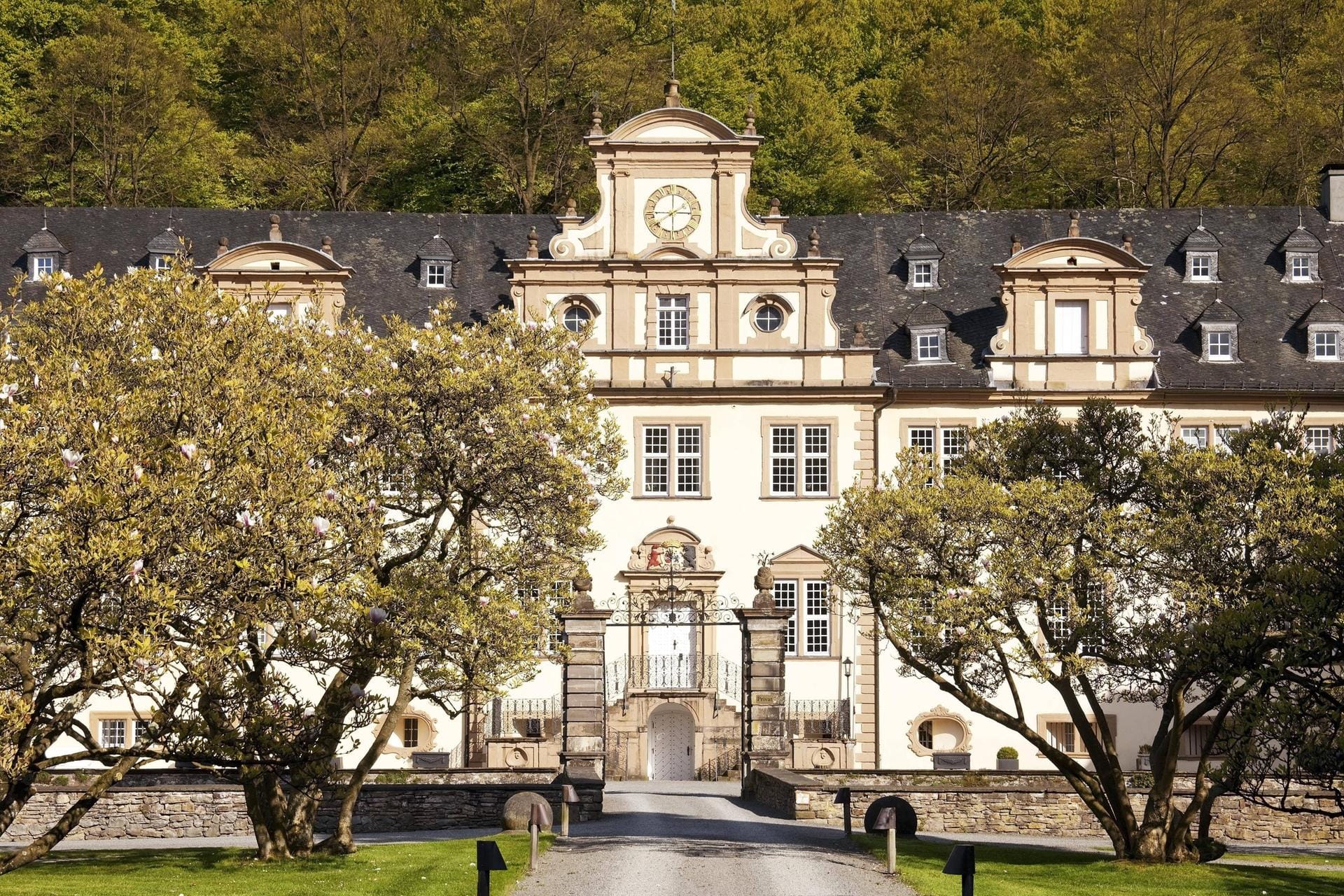 Schloss Ehreshoven in Engelskirchen Bergisches Land Nordrhein Westfalen Deutschland Europa Copyrig