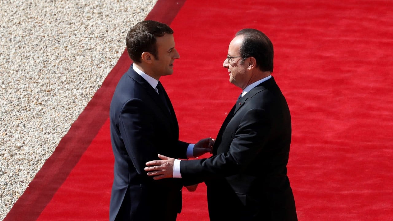 Macron hatte im Wahlkampf eine klar pro-europäische Linie gegen die EU-Gegnerin Le Pen vertreten. Macron hatte im Wahlkampf eine klar pro-europäische Linie gegen die EU-Gegnerin Le Pen vertreten.