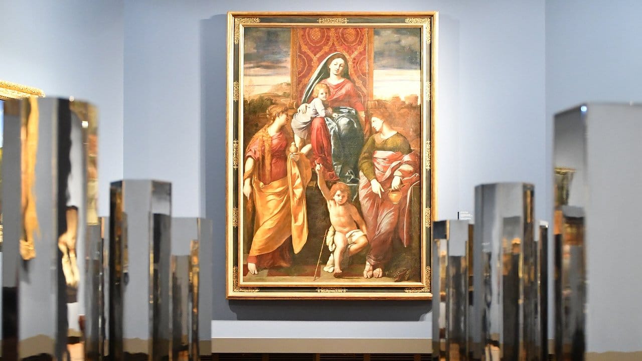 Die "Thronende Maria mit dem Kind, dem Johannesknaben und den Heiligen Martha und Maria Magdalena" von Antonio Carracci in der neuen Sonderausstellung "In neuem Licht".