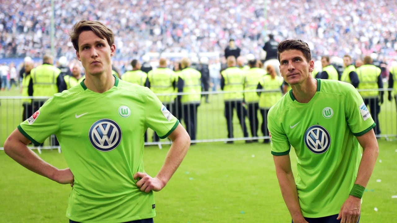 Wolfsburg droht nach 20 Jahren Bundesliga der Abstieg. Wolfsburg droht nach 20 Jahren Bundesliga der Abstieg.