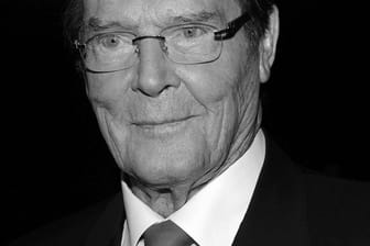 Roger Moore ist am 23. Mai im Alter von 89 Jahren gestorben.