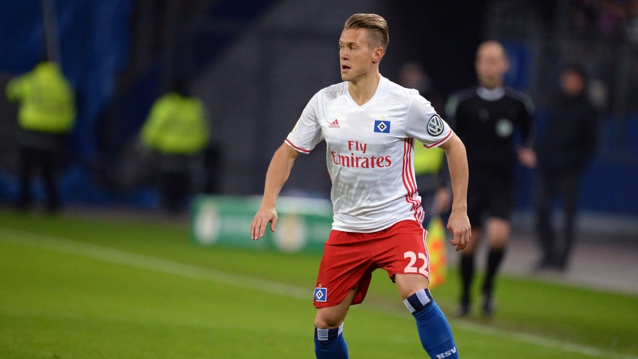Matthias Ostrzolek wechselt vom HSV zu Hannover 96.