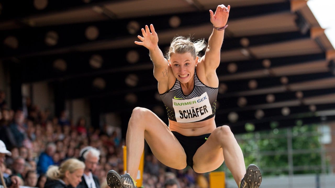 Erst gar nichts, dann ganz stark: Carolin Schäfer sprang in Götzis im dritten Versuch 6,57 Meter weit.