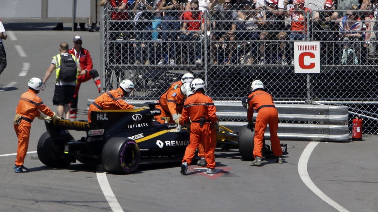 Nico Hülkenberg musste seinen Renault frühzeitig abstellen.