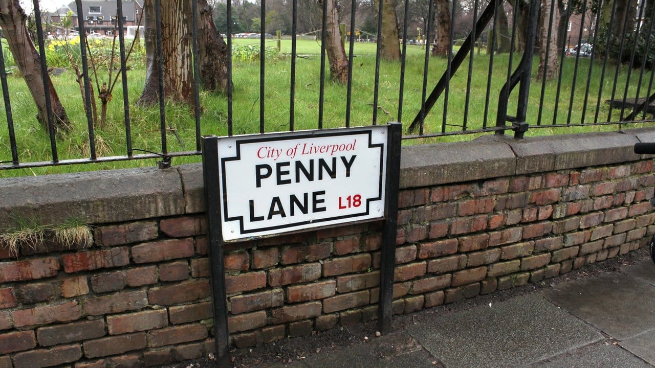 Das Straßenschild "Penny Lane" in Liverpool.