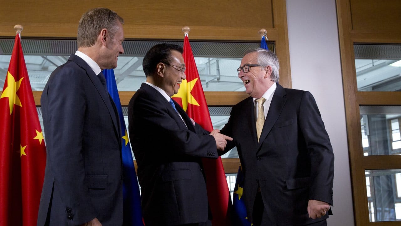 Prima Klima: Kommissionspräsident Jean-Claude Juncker (r.