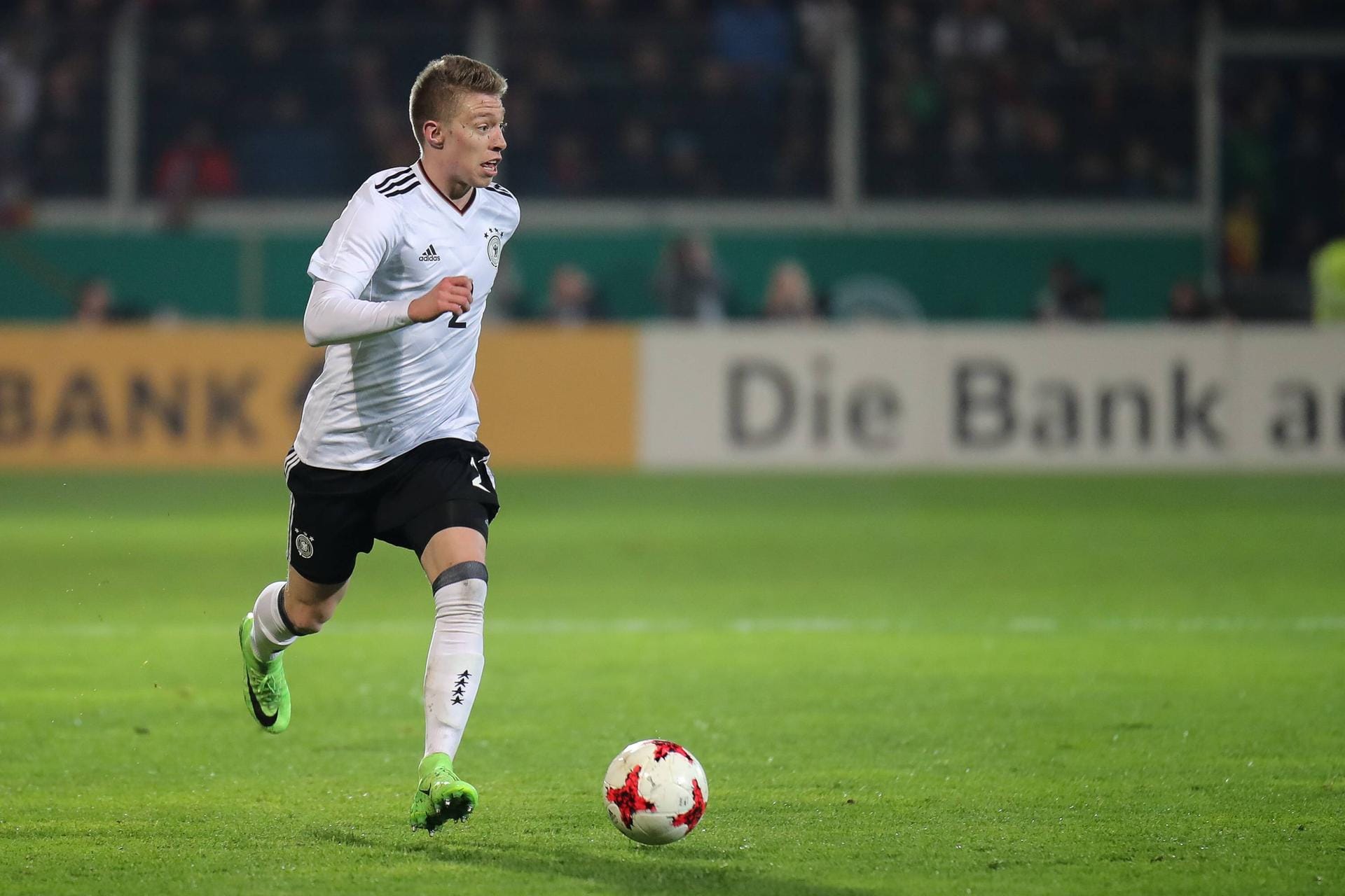 Mitchell Weiser (23, Hertha BSC, 8 Länderspiele)