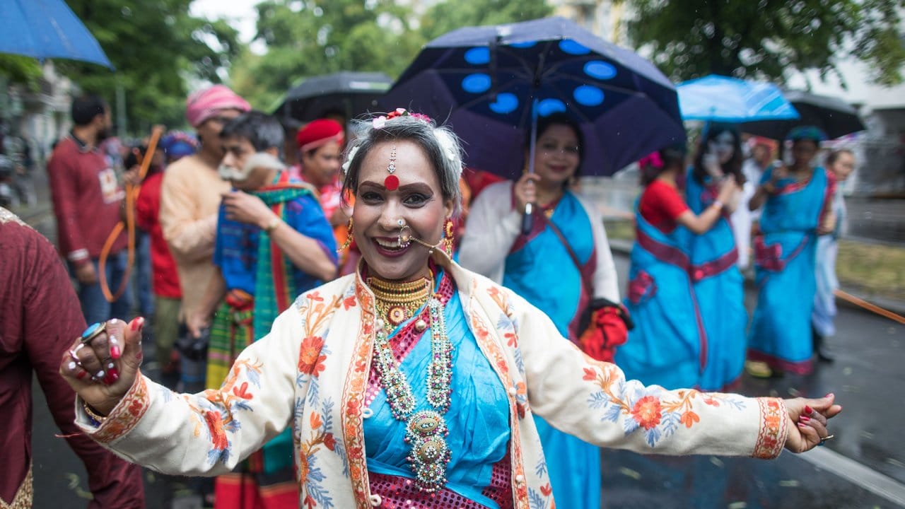 Eine Tänzerin vom "Bengalischen Kulturverein".