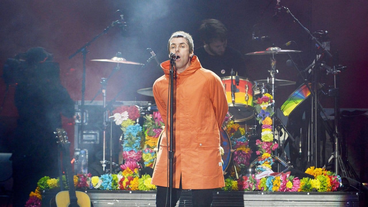 Liam Gallagher in Manchester - Oasis-Fans hofften vergebens auf ein Comeback der Band. Liam Gallagher in Manchester - Oasis-Fans hofften vergebens auf ein Comeback der Band.