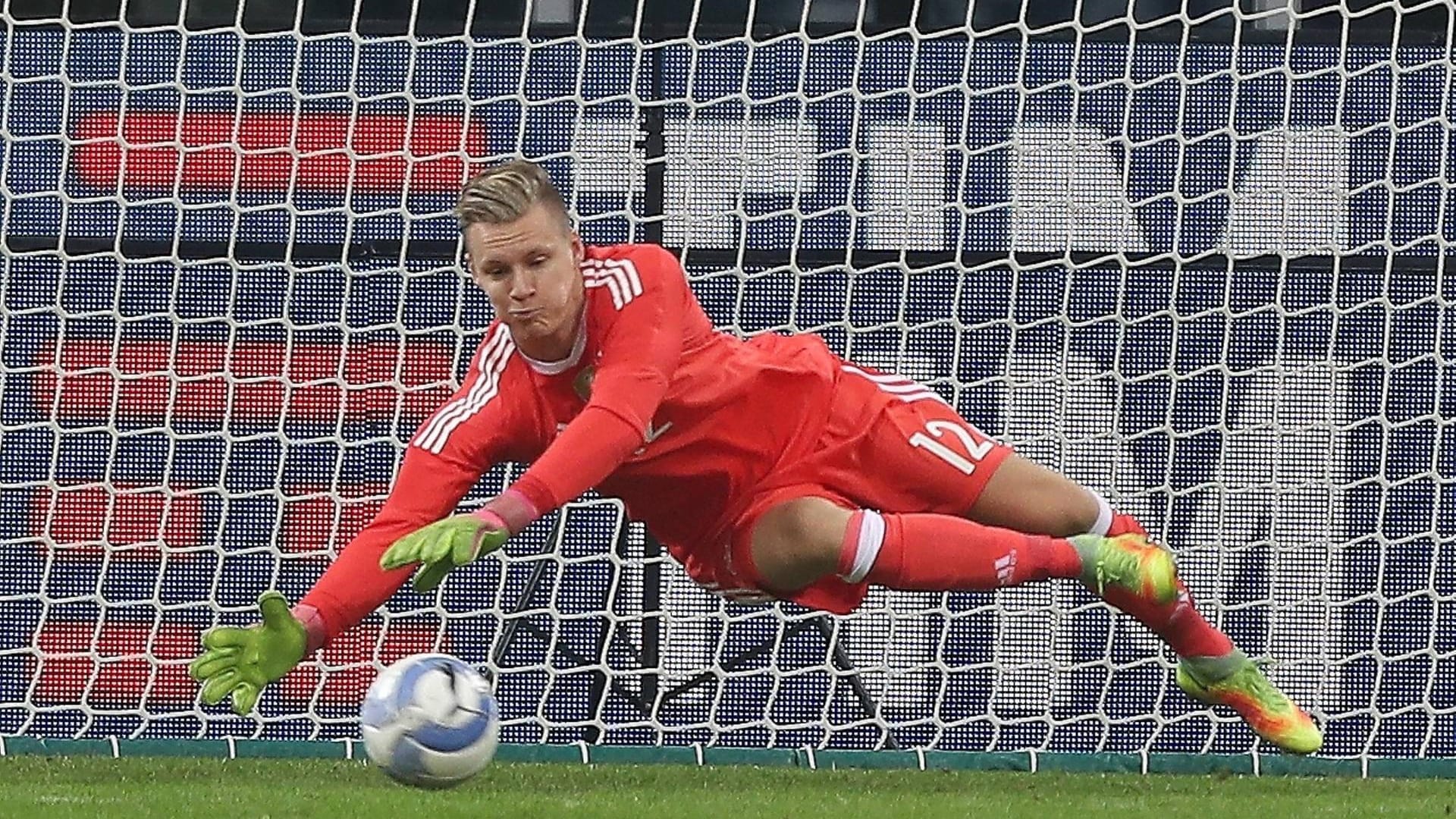 Bernd Leno (Bayer 04 Leverkusen).