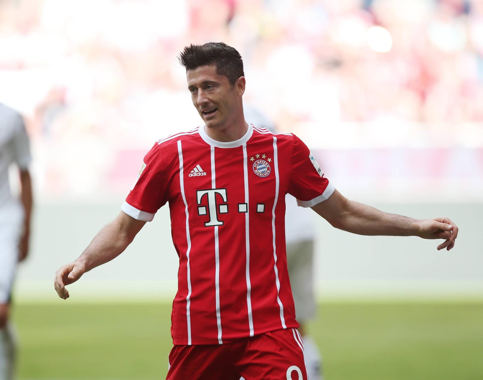 Acht Tore in neun Spielen! Trotzdem schied Stürmer Robert Lewandowski mit dem FC Bayern im Viertelfinale aus.