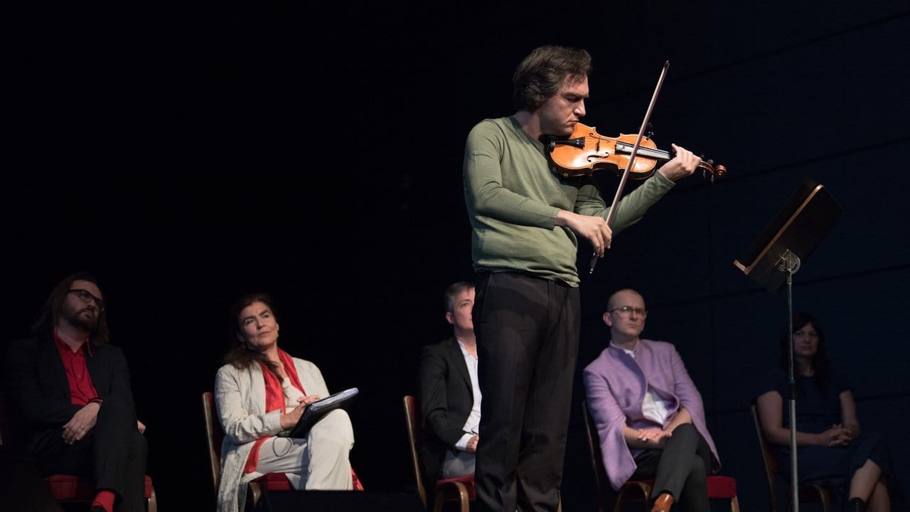 Der Violinist Ali Moraly spielte einen Ausschnitt aus "Quatrain".