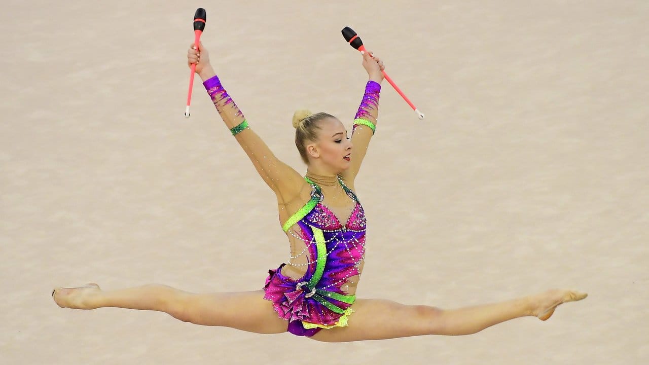 Lea Tkaltschewitsch sichert sich vier der fünf Titel bei den deutschen Gymnastik-Meisterschaften.