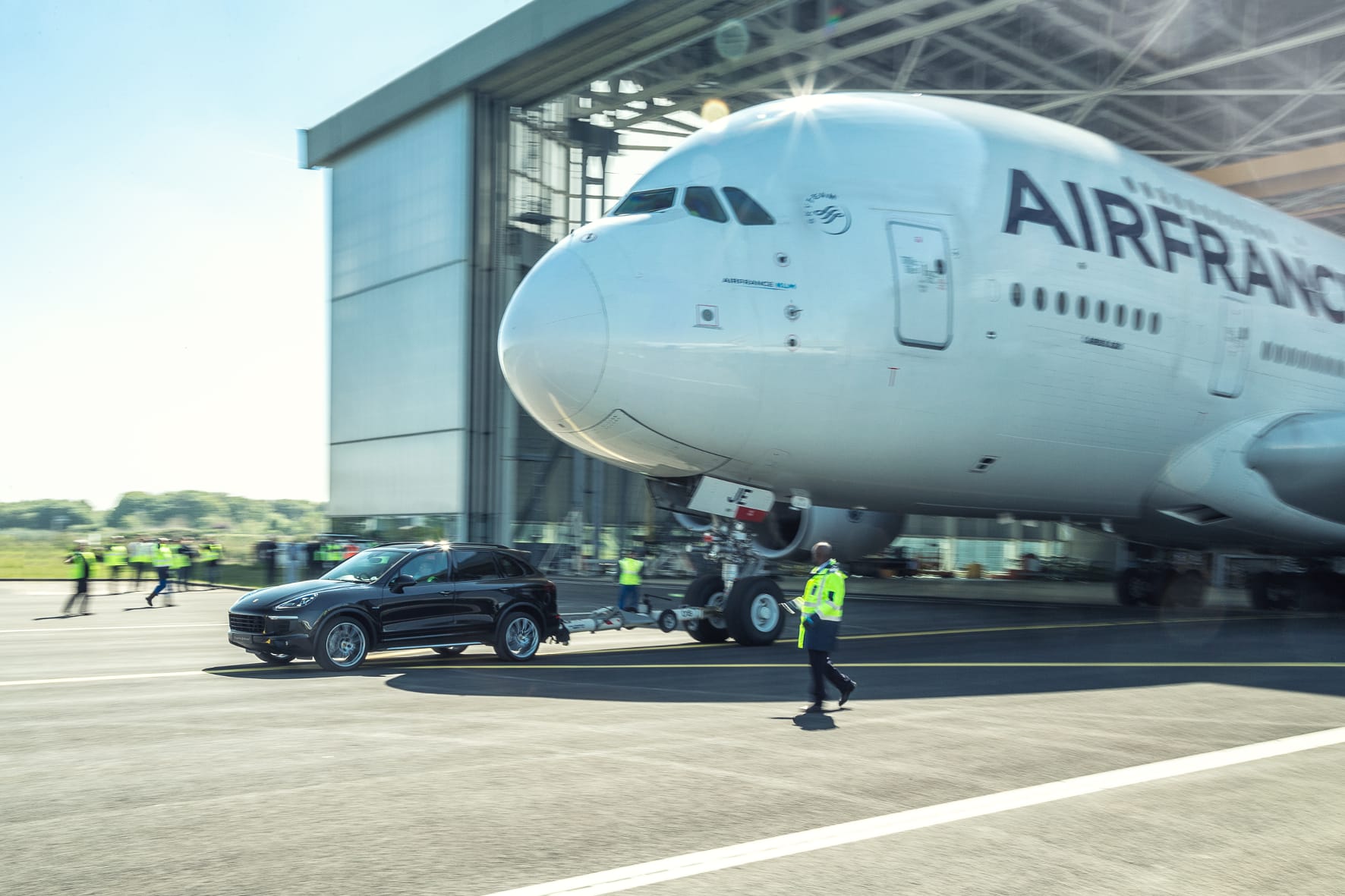 Porsche Cayenne zieht Airbus A380