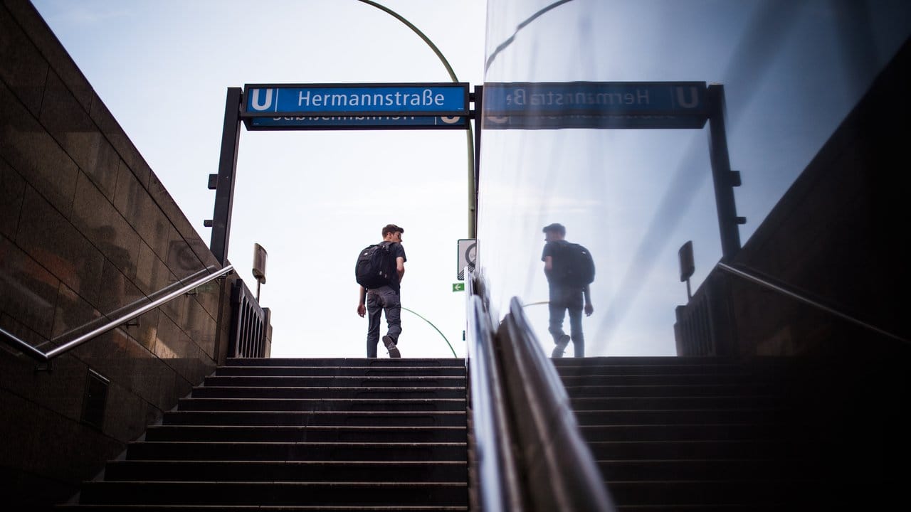 U-Bahnstation Hermannstraße in Berlin. U-Bahnstation Hermannstraße in Berlin.