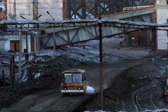 Bergwerk in Sibirien: Die angestrebten US-Sanktionen zielen auf wichtige Bereiche der russischen Wirtschaft ab, darunter den Bergbau.