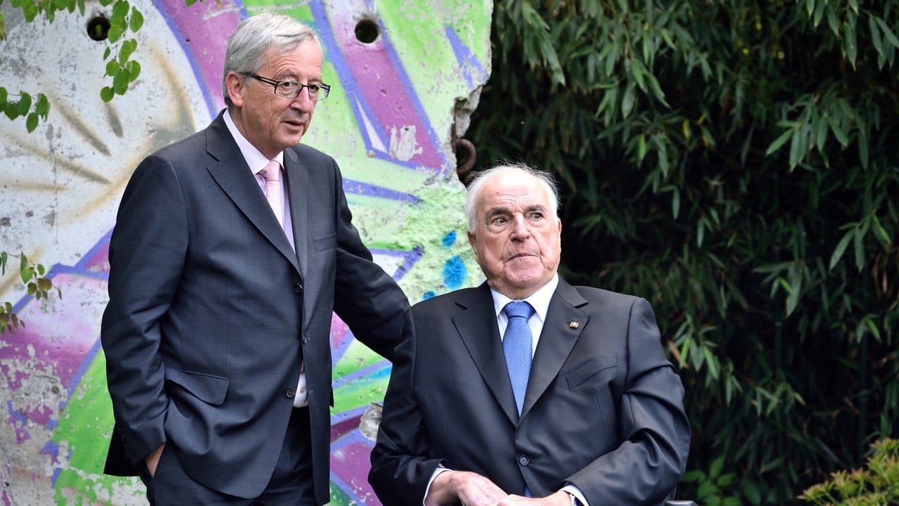 Helmut Kohl und Jean-Claude Juncker im Jahr 2014 in Oggersheim.