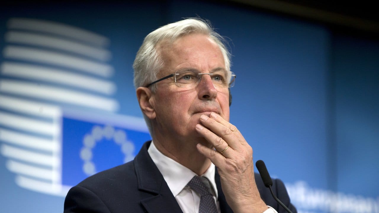 Chefunterhändler Michel Barnier erwartet Brexit-Minister David Davis.