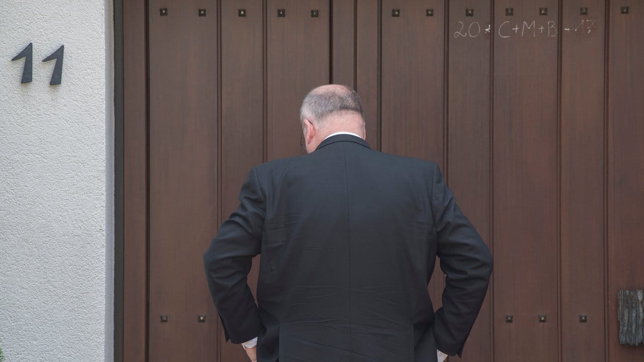 Vor verschlossenen Türen: Walter Kohl, Sohn des verstorbenen Altkanzlers, hat in Oggersheim Hausverbot. Vor verschlossenen Türen: Walter Kohl, Sohn des verstorbenen Altkanzlers, hat in Oggersheim Hausverbot.