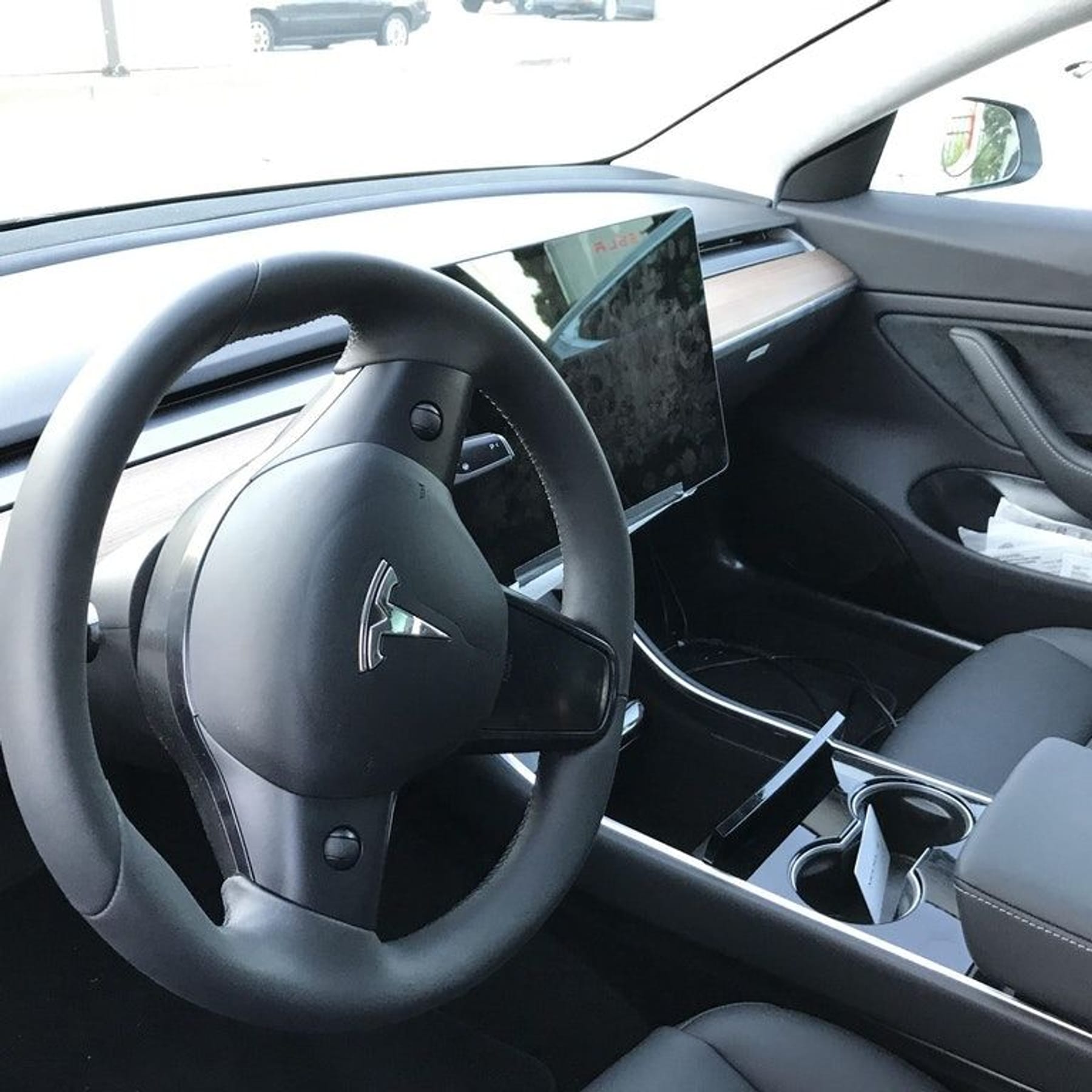 Geheime Fotos des kommenden Tesla Model 3 aufgetaucht