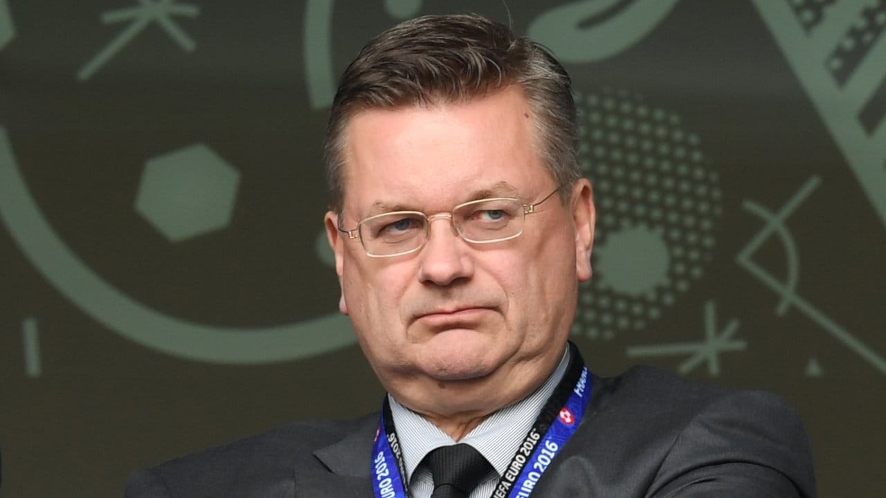DFB-Präsident Reinhard Grindel verlangt von der FIFA öffentlich nachvollziehbare Entscheidungen bei künftigen WM-Vergaben.