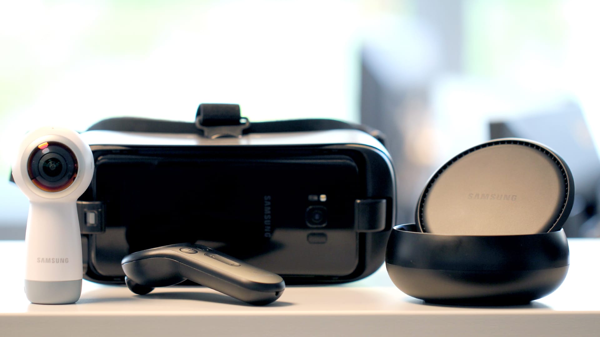 Samsung Gear 360, Gear VR und Dex