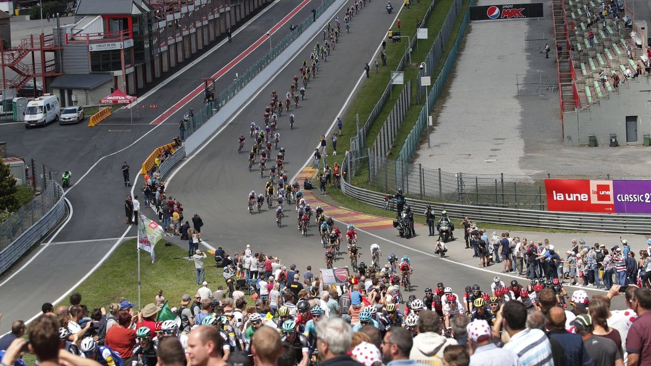 Die dritte Etappe der Tour de France passiert auch die Formel-1-Rennstrecke in Spa-Francorchamps.