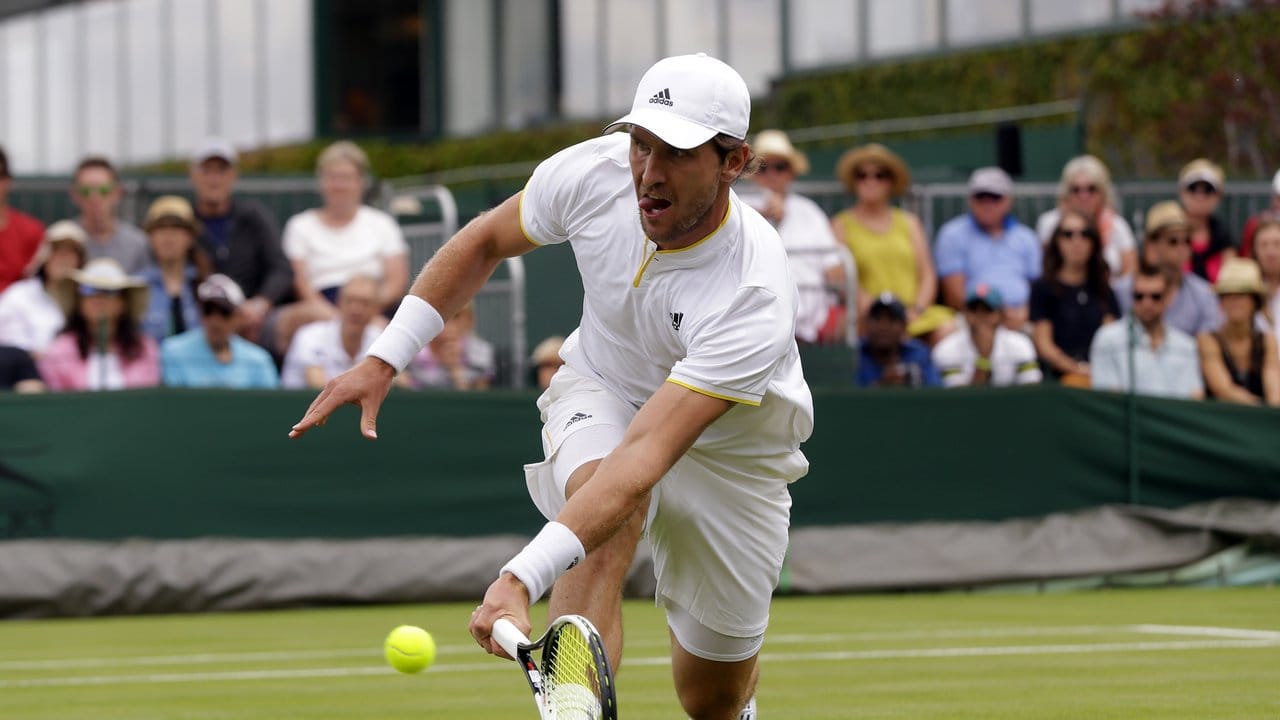In Wimbledon erreichte Mischa Zverev die zweite Runde.