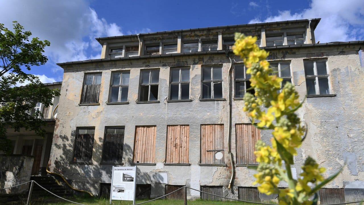 Der ehemalige Speisesaal der Nationen des ehemaligen Olympischen Dorfes. Der ehemalige Speisesaal der Nationen des ehemaligen Olympischen Dorfes.