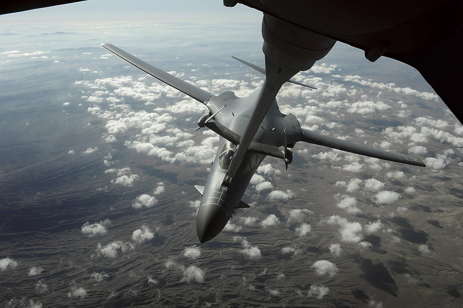 B-1B Lancer bei der Luftbetankung über Afghanistan