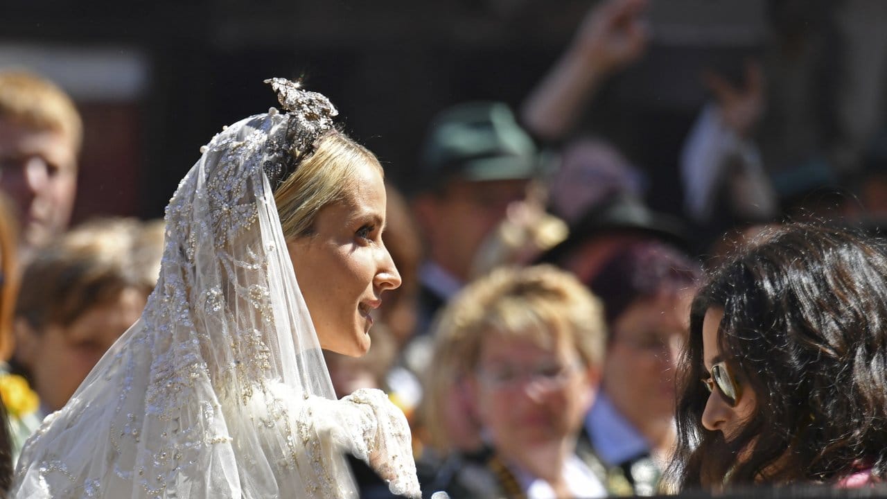 Die strahlende Braut: Ekaterina von Hannover.