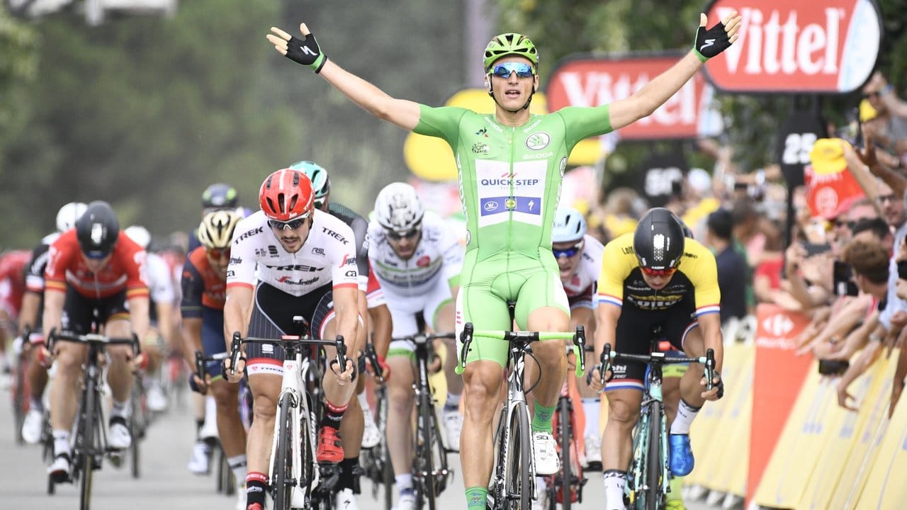 Marcel Kittel (M) gewinnt die 10. Marcel Kittel (M) gewinnt die 10.