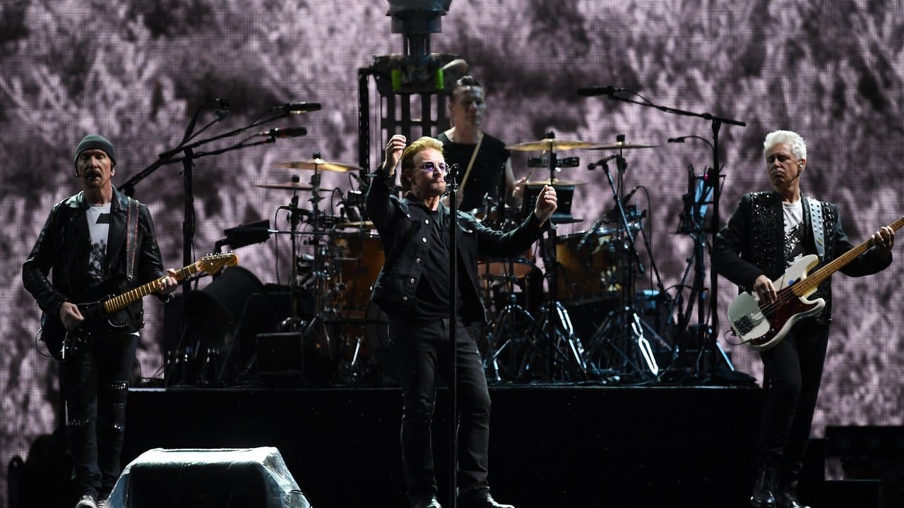 U2 versetzen ihre Fans mit einer fulminanten Show in Begeisterung.
