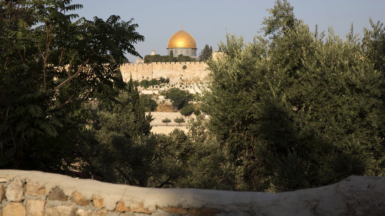 Der Felsendom auf dem Tempelberg im südöstlichen Teil der Altstadt Jerusalems.