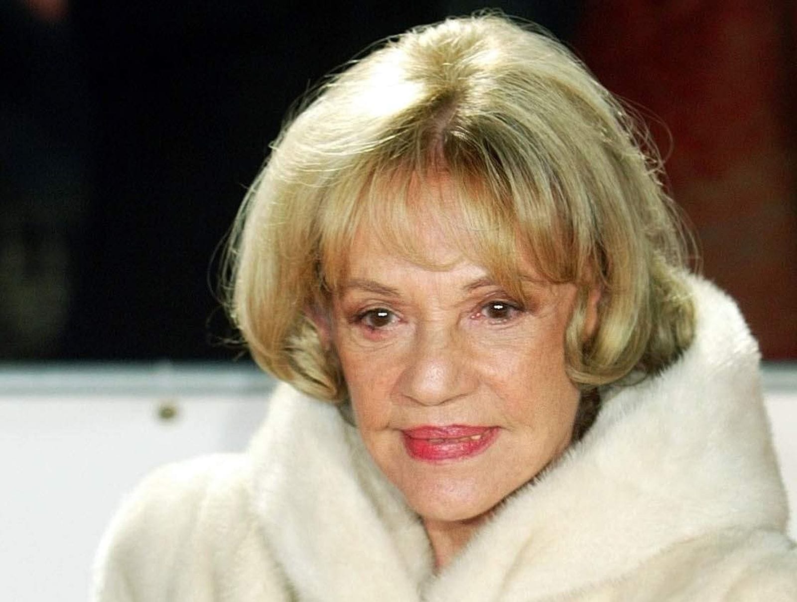 Die französische Schauspielerin Jeanne Moreau (hier 2003 bei den "European Film Awards 2003" in Berlin) ist tot. Die Schauspielerin starb im Alter von 89 Jahren, sie zählt zu den größten Stars des französischen Films.