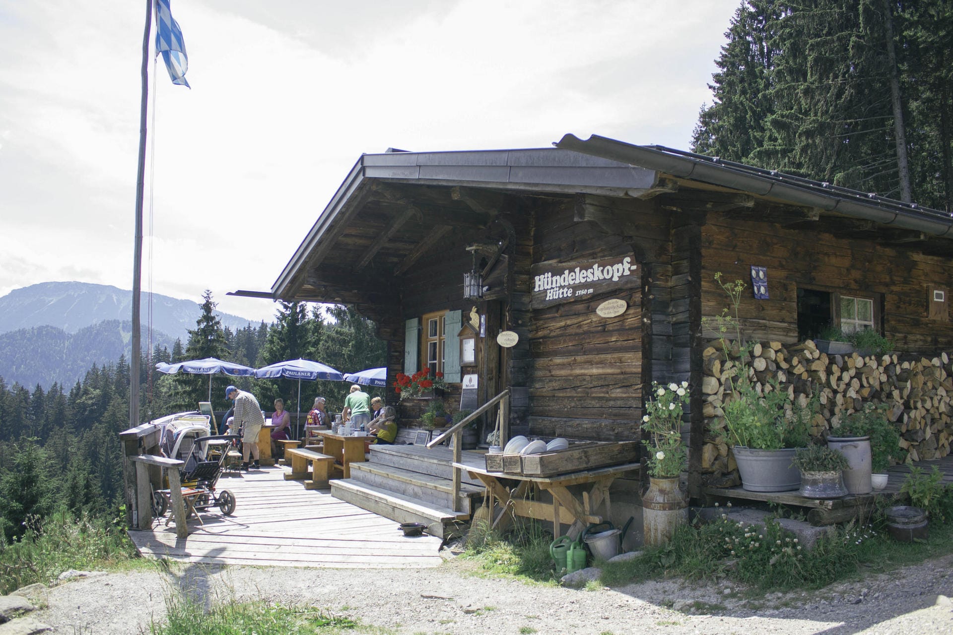 Bei der Hündeleskopfhütte im Allgäu handelt es sich um einen Familienbetrieb.