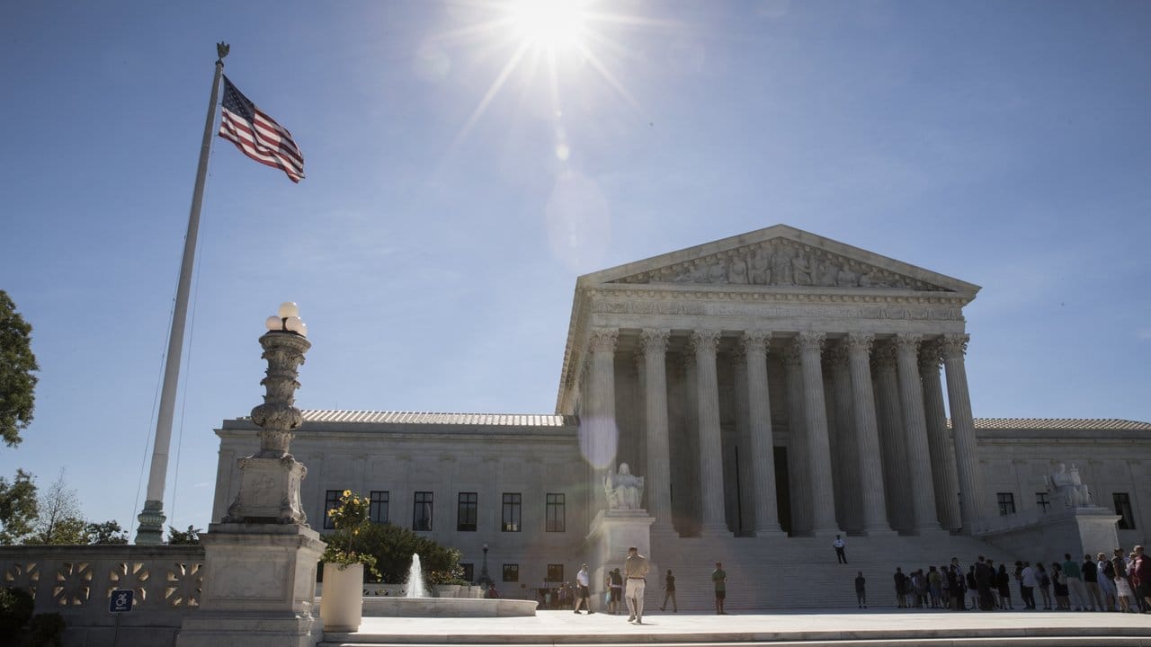 Supreme Court in Washington. Supreme Court in Washington.