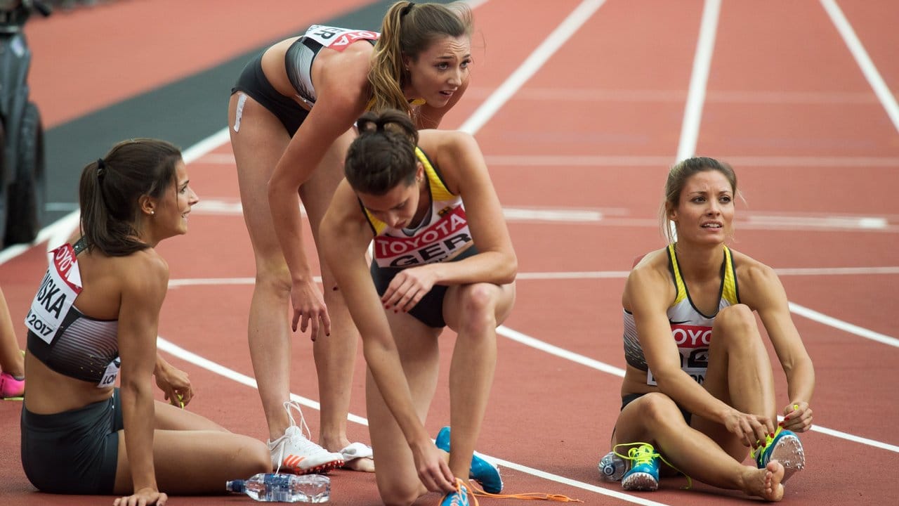 Nadine Gonska (l-r), Laura Müller, Svea Köhrbrück und Ruth-Sophia Spelmeyer haben es ins Finale über 4x400 Meter geschafft.