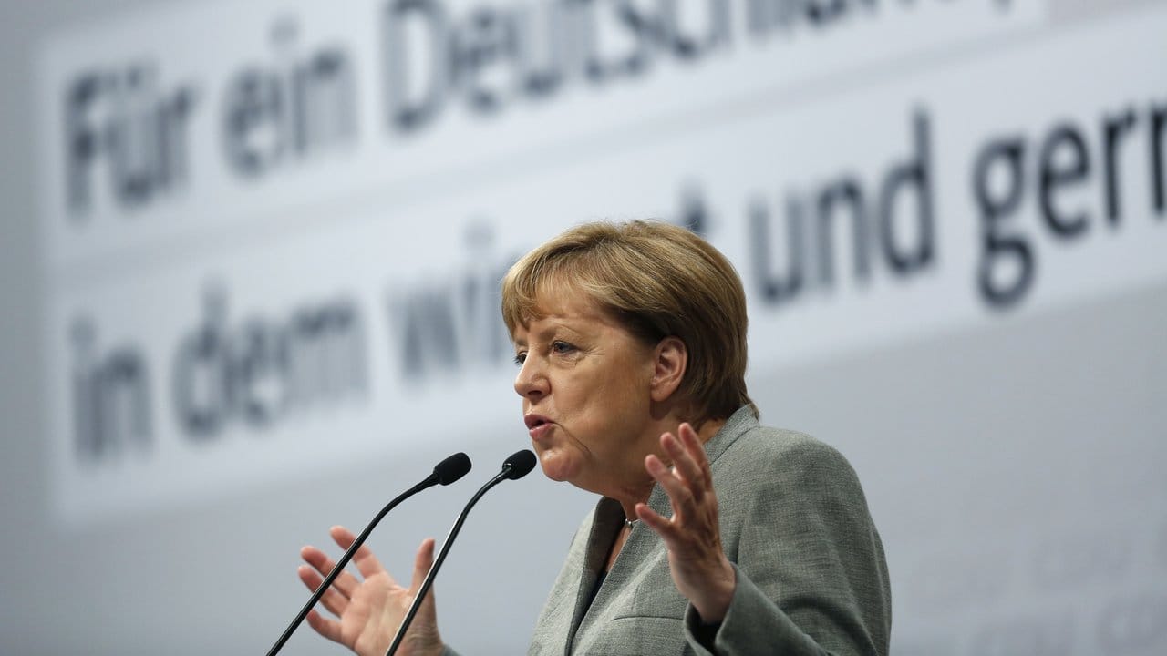 Wahlkampfauftakt mit Wohlfühlthemen: Angela Merkel in Dortmund.