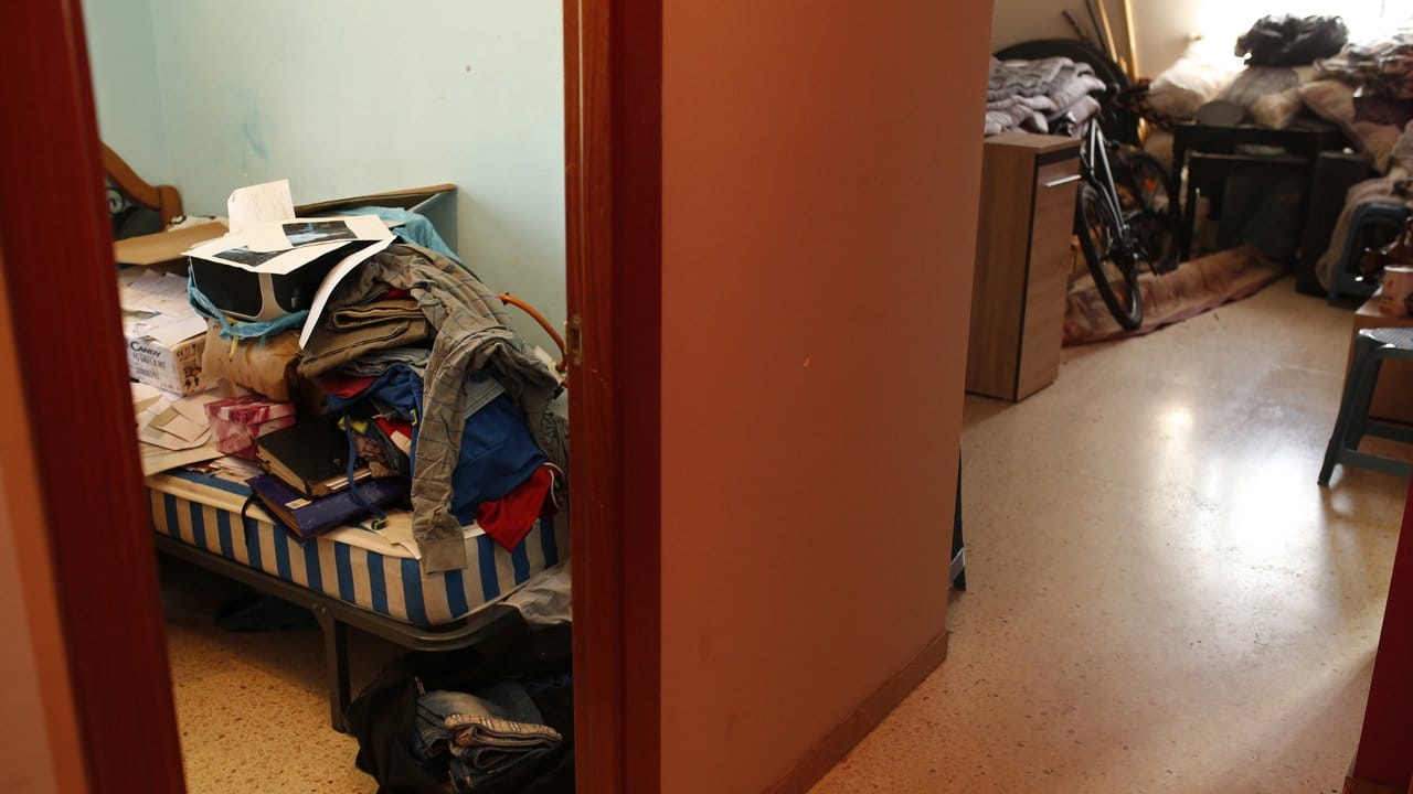 Nach einer Razzia der spanischen Polizei: Das Haus, in dem der Hauptverdächtige Moussa Oukabir bis zuletzt mit seinen Eltern gewohnt hatte.
